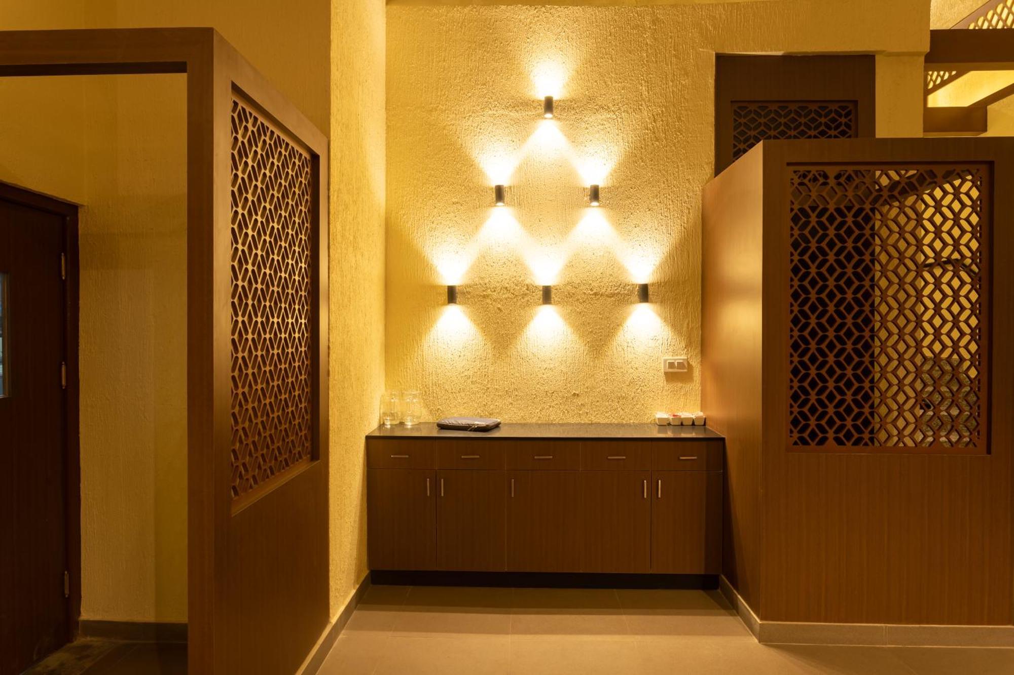 Hotel Crystal Pashupati Kathmandu Exteriör bild