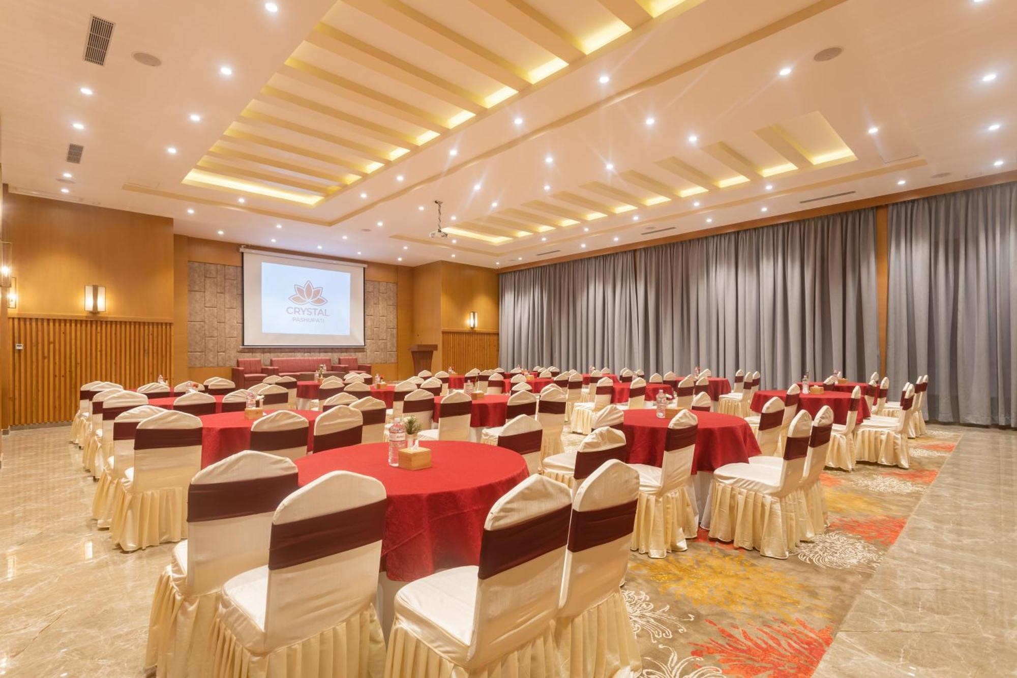 Hotel Crystal Pashupati Kathmandu Exteriör bild