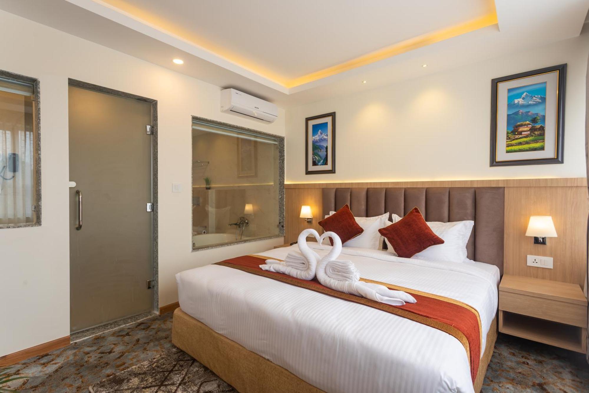 Hotel Crystal Pashupati Kathmandu Exteriör bild