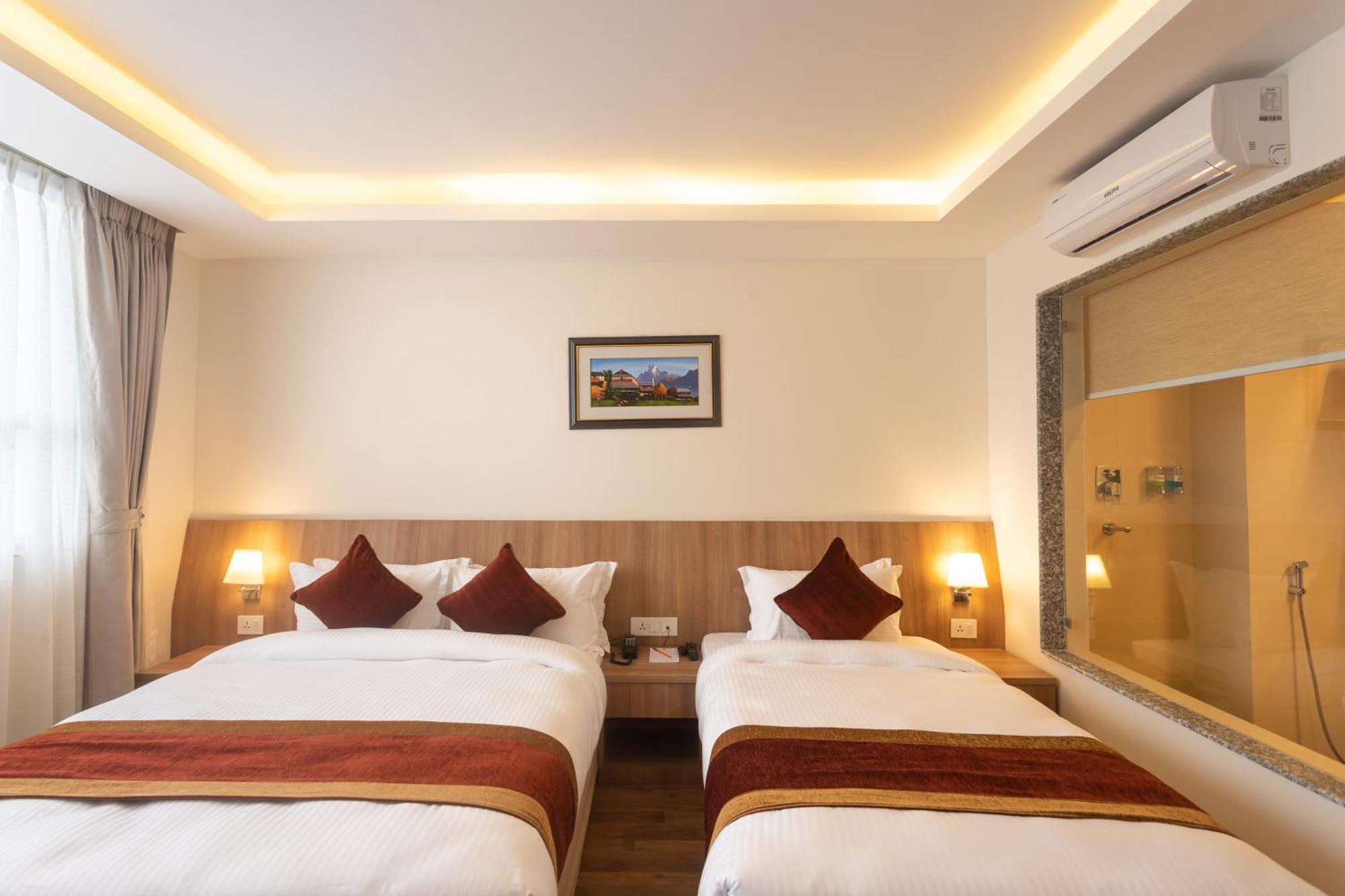 Hotel Crystal Pashupati Kathmandu Exteriör bild